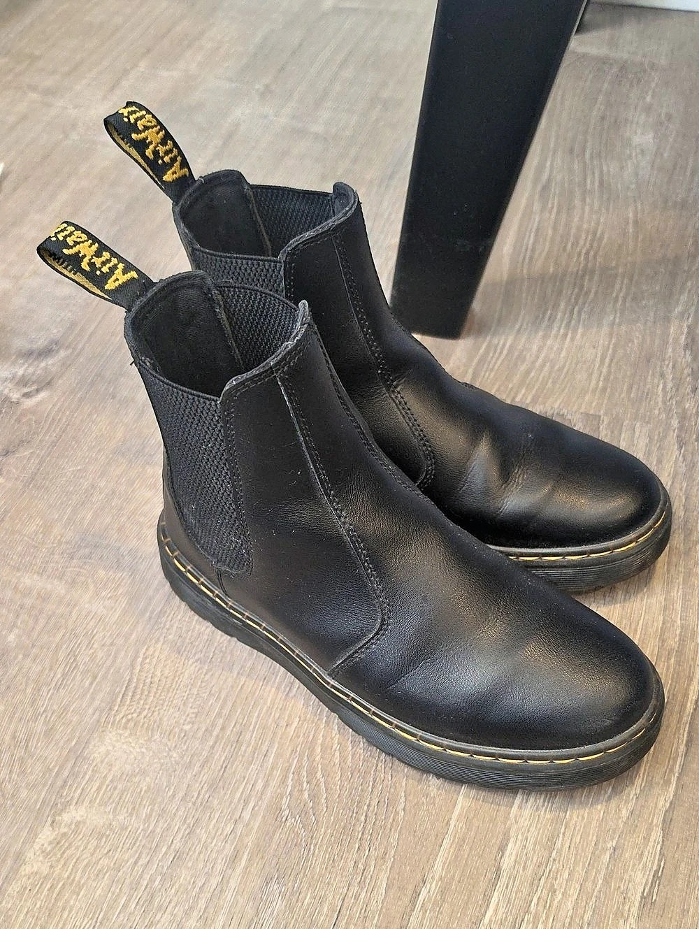 Dr. Martens Dorrian Chelsea Boot Black Chelsea Boots US 5